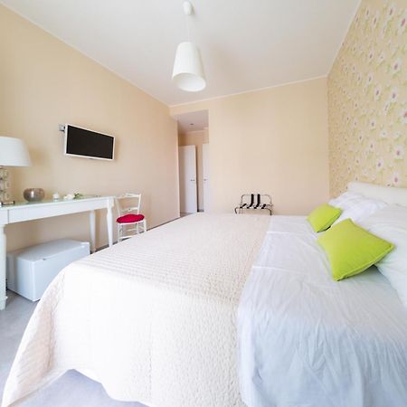 B&B Attico 160 Catania-Fontanarossai nemzetközi repülőtér Kültér fotó