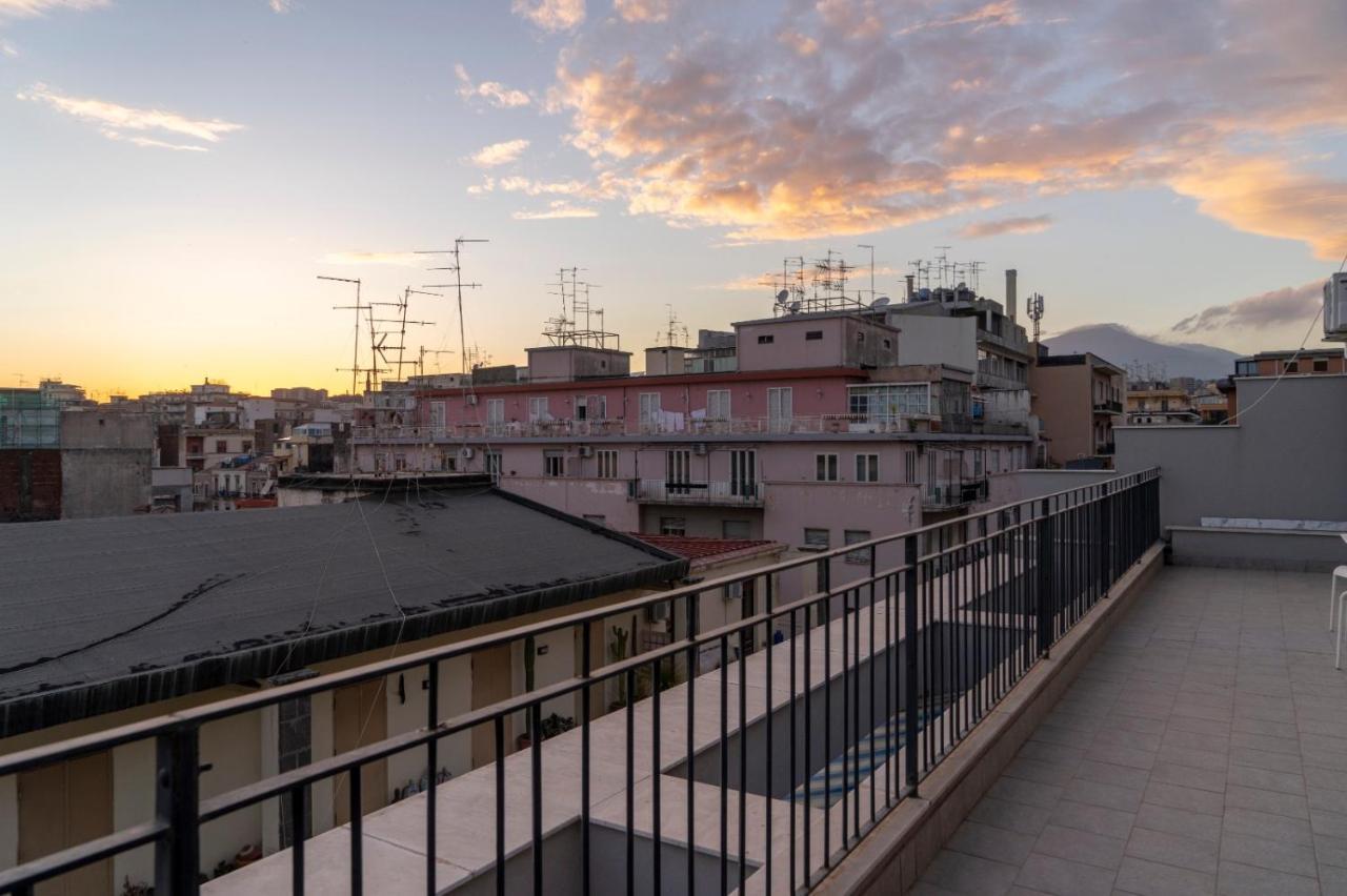 B&B Attico 160 Catania-Fontanarossai nemzetközi repülőtér Kültér fotó