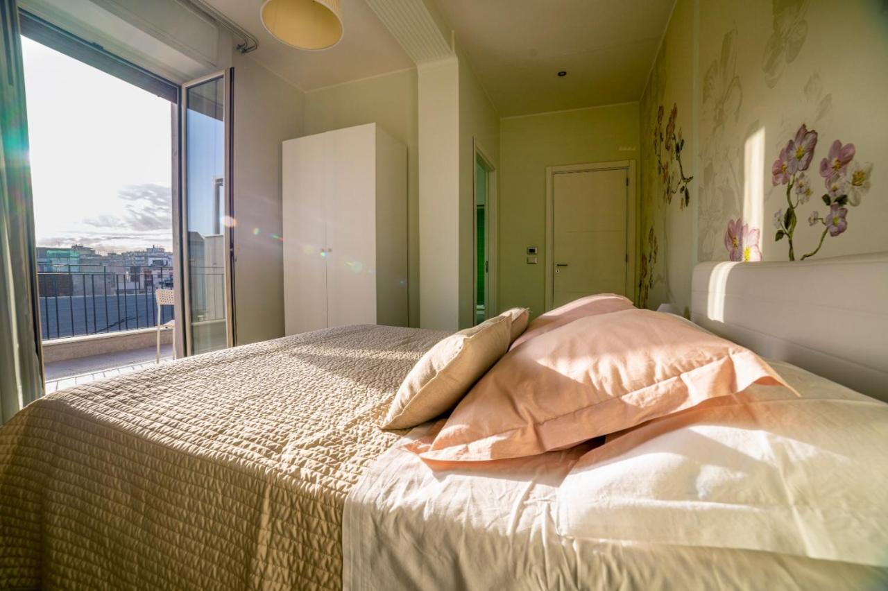 B&B Attico 160 Catania-Fontanarossai nemzetközi repülőtér Kültér fotó