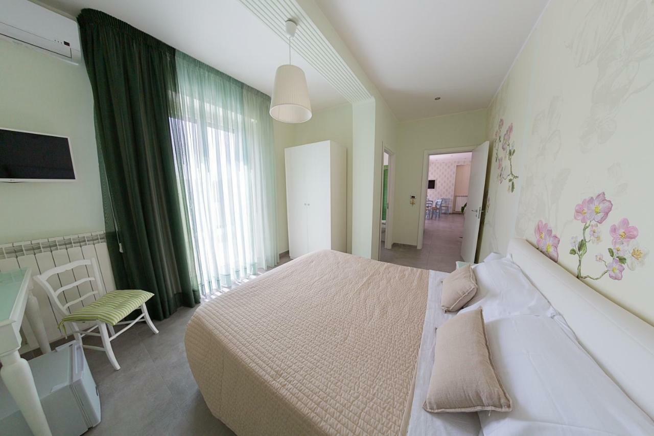 B&B Attico 160 Catania-Fontanarossai nemzetközi repülőtér Kültér fotó