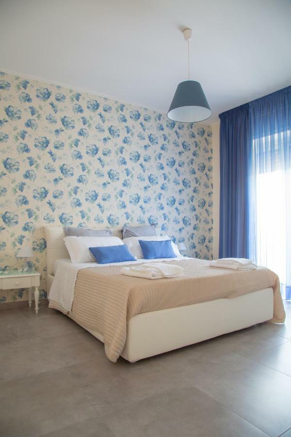 B&B Attico 160 Catania-Fontanarossai nemzetközi repülőtér Kültér fotó