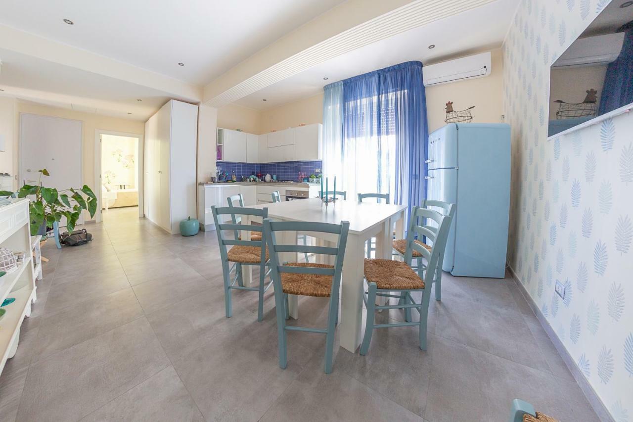 B&B Attico 160 Catania-Fontanarossai nemzetközi repülőtér Kültér fotó
